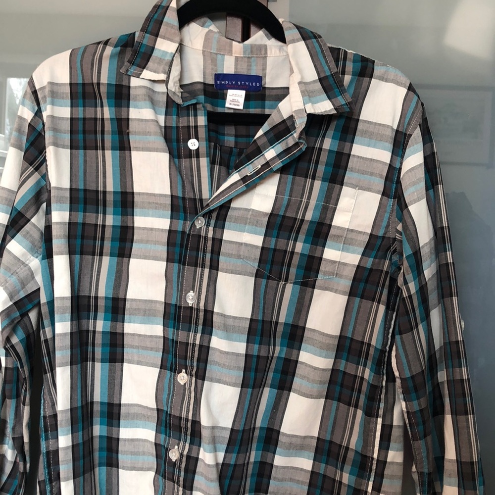 Flannel. Worn once or twice. Boys (18/20)